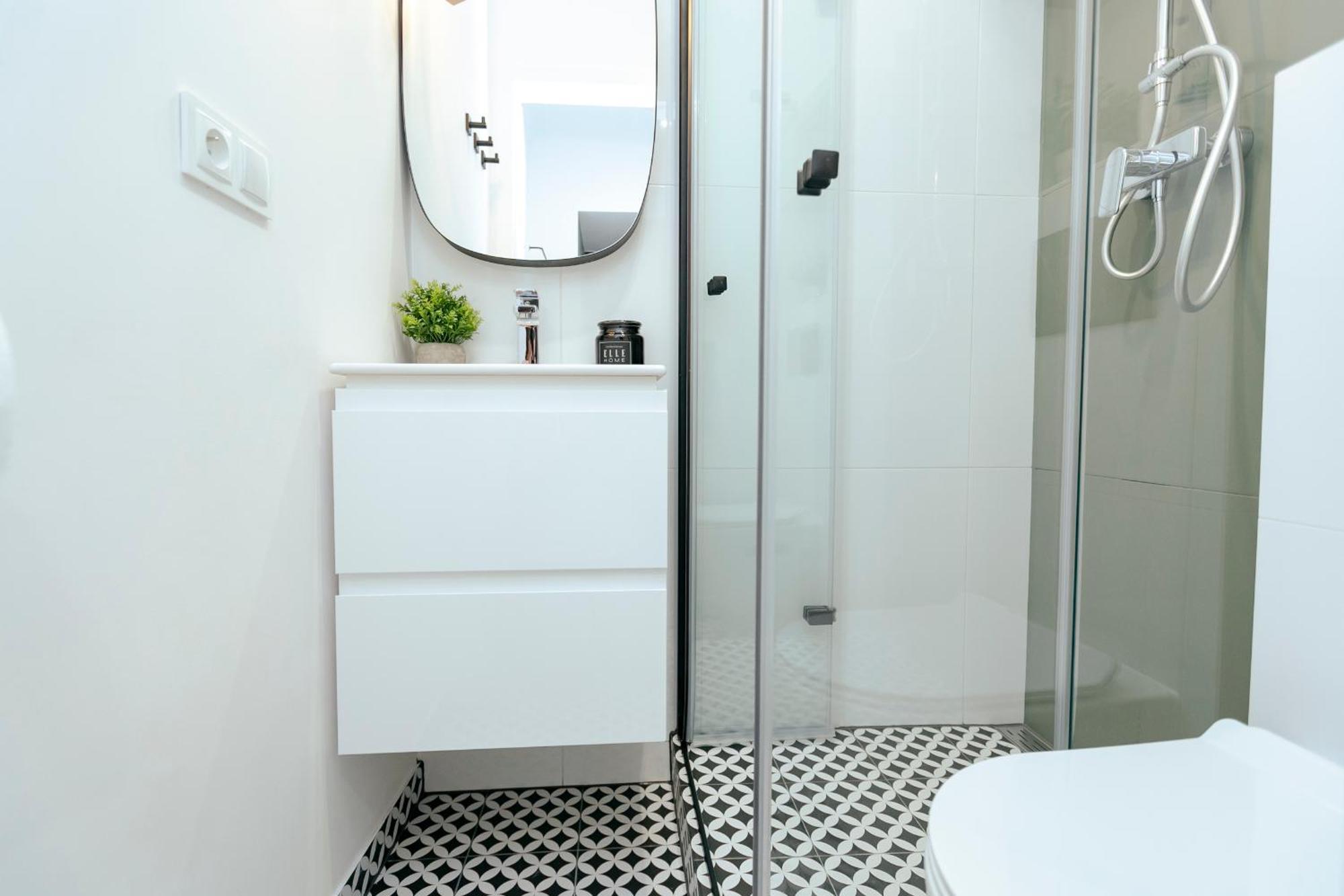 Apartment Pulawska 11 -prywatny 4 Osobowy W Centrum Warszawy - Better *