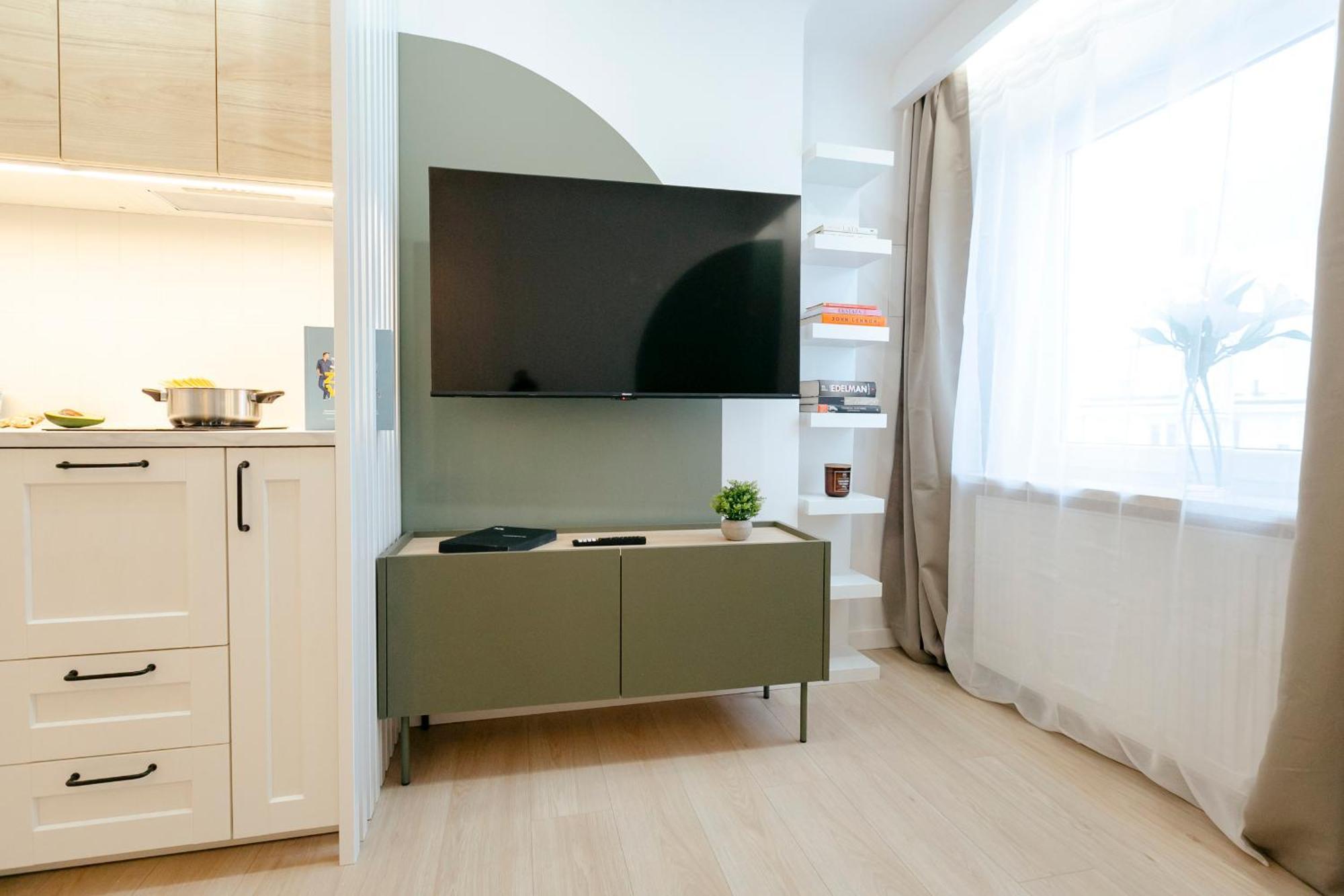 Apartment Pulawska 11 -prywatny 4 Osobowy W Centrum Warszawy - Better *