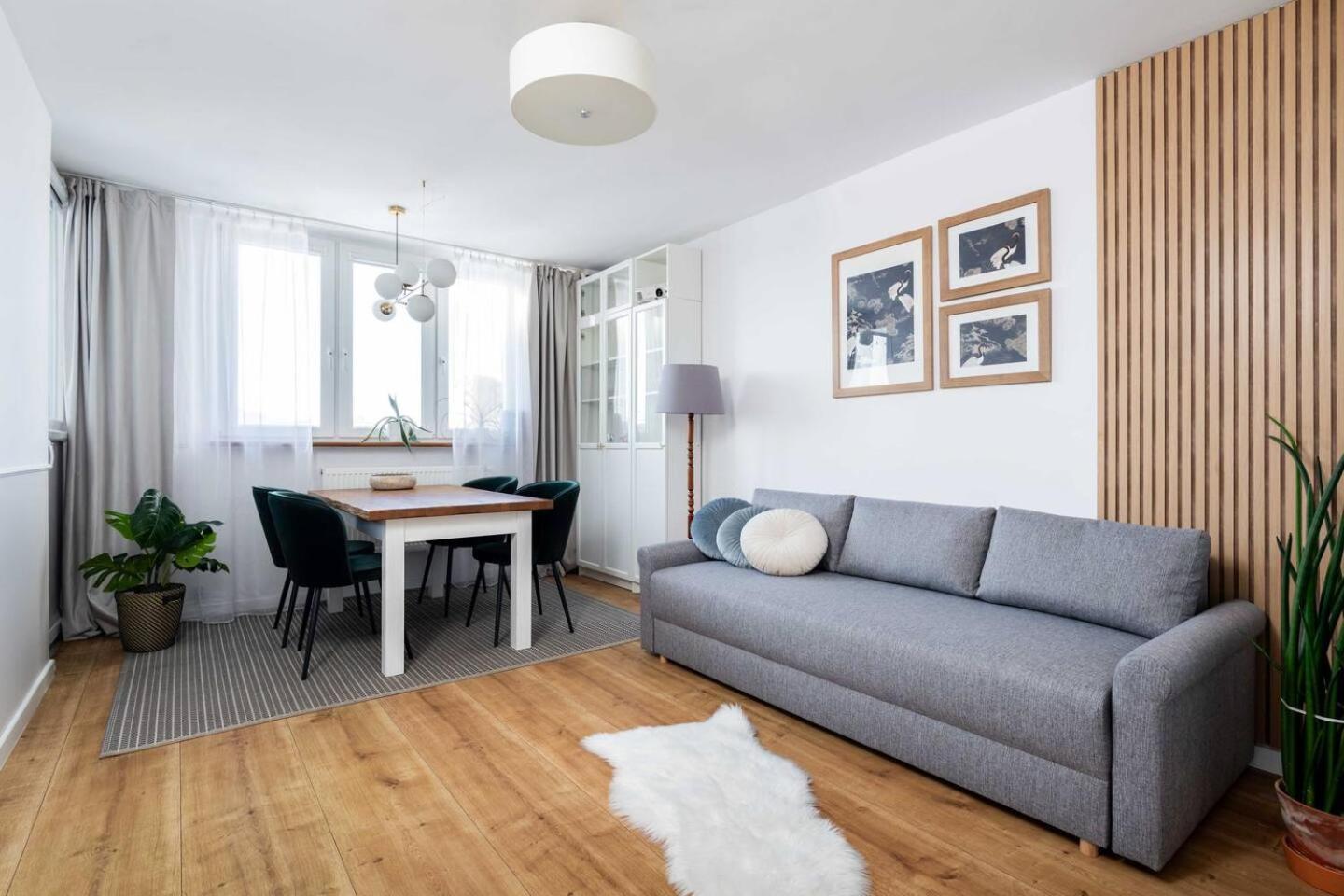 Apartment Sandstone Targowek Warsaw