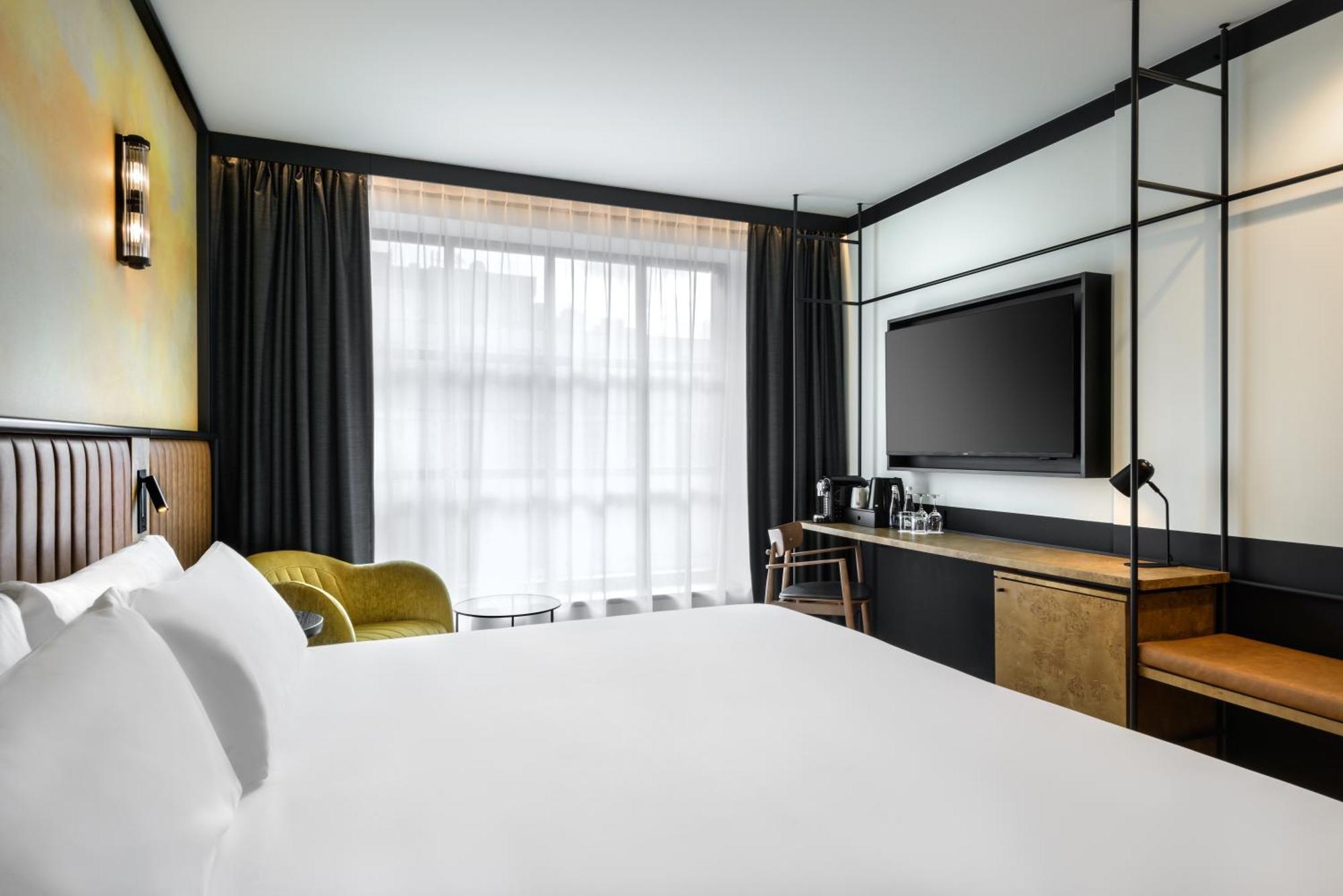 Hotel Barcelo Powisle 4*