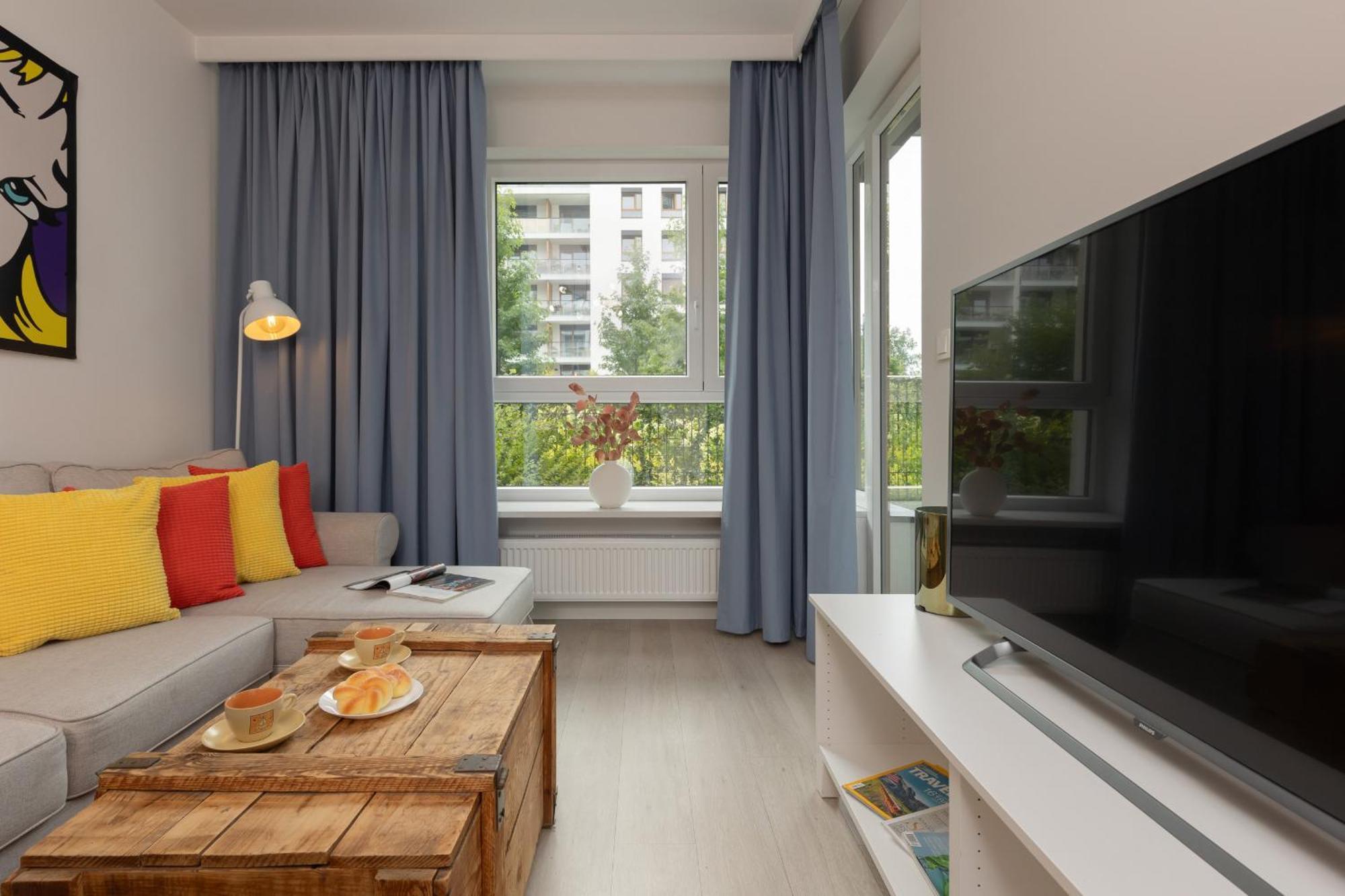 Apartamento Zoliborz Artystyczny With Parking By Renters Varsóvia