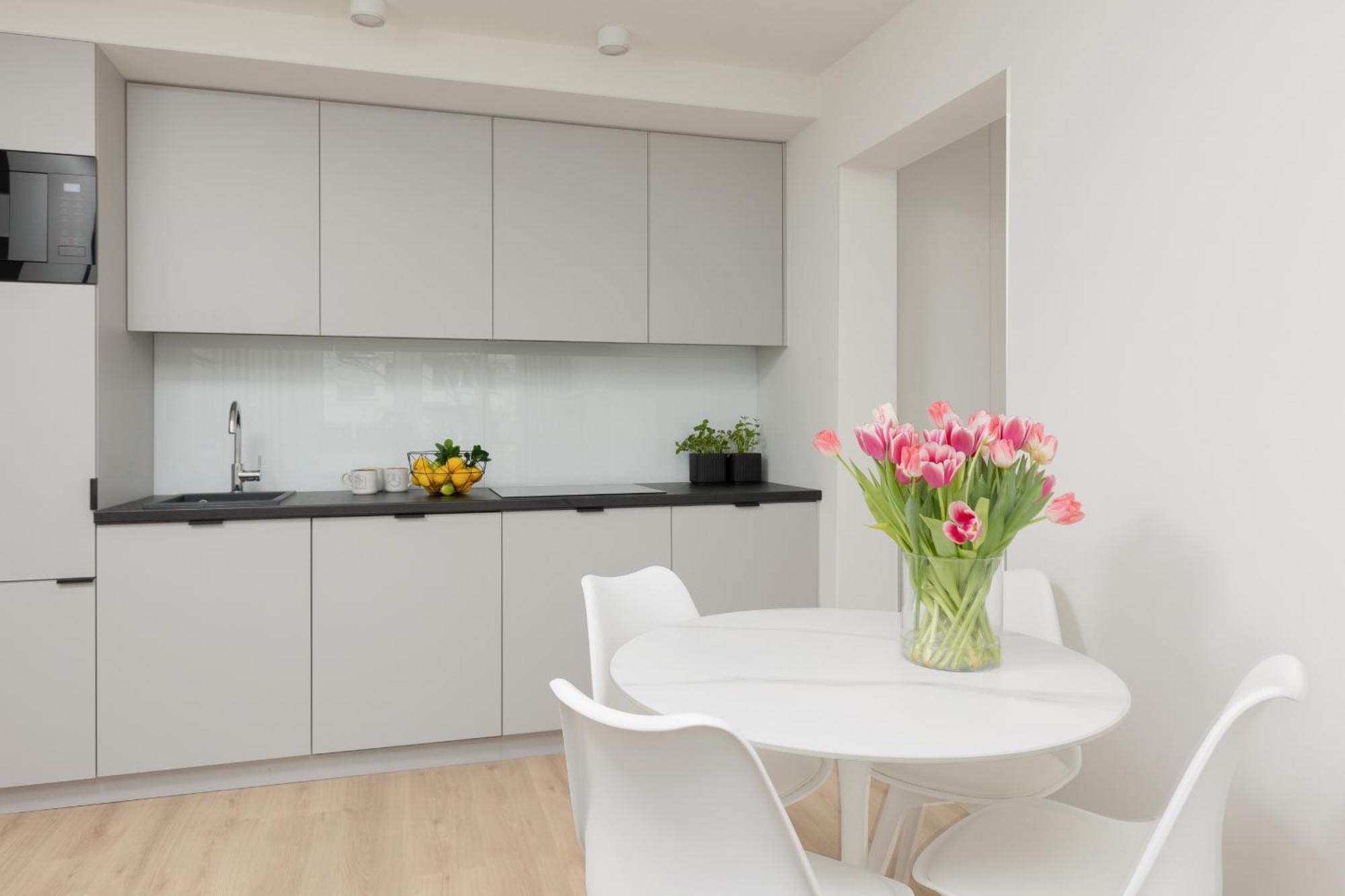 Elegant & Cozy Panska By Renters Apartment *