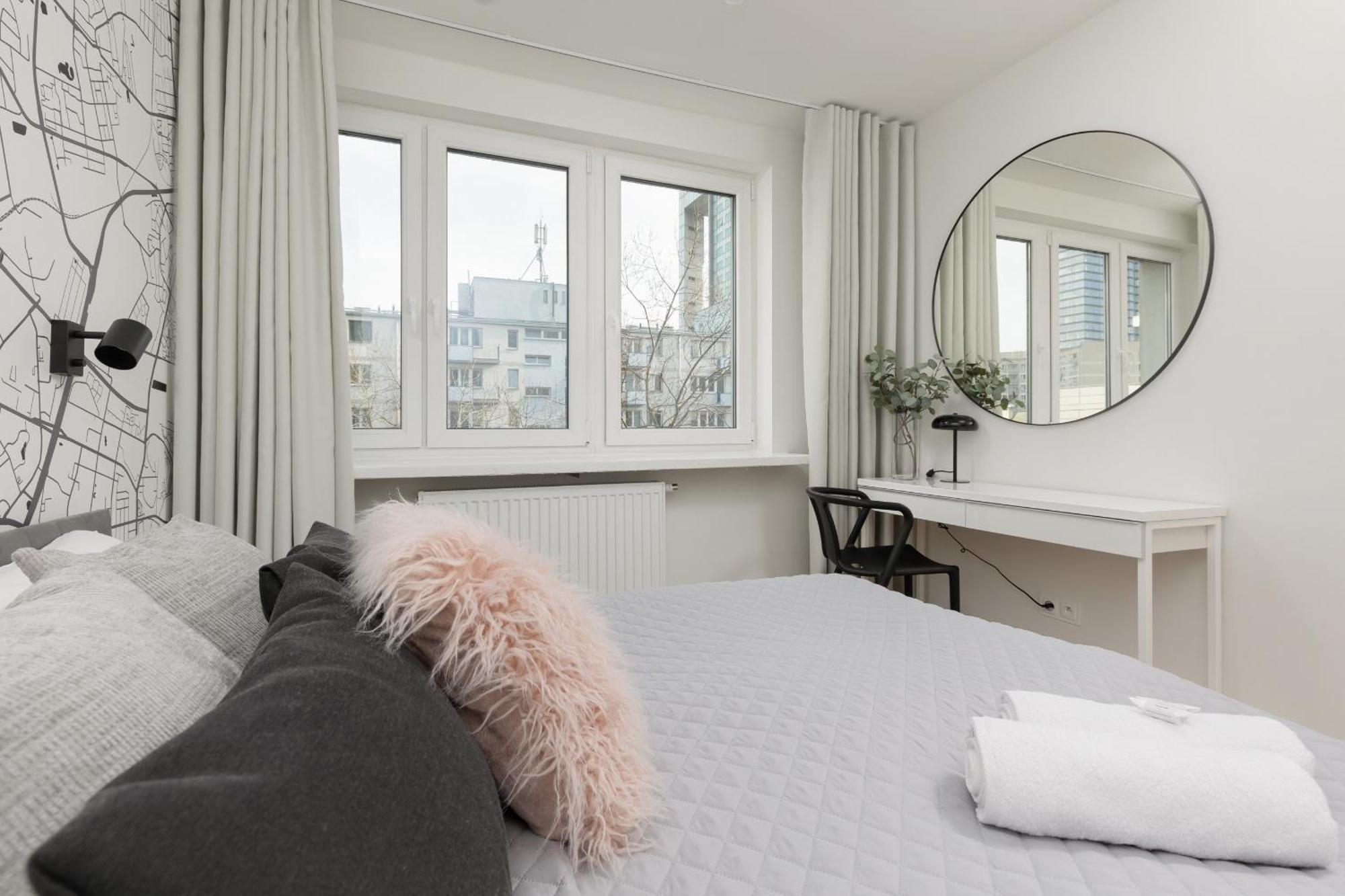 Apartment Elegant & Cozy Panska By Renters