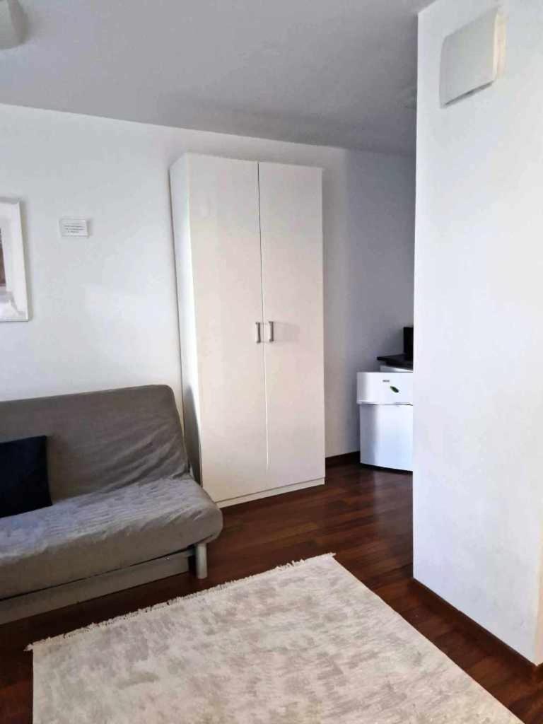 Great Apart Kabaty Apartment Warsaw