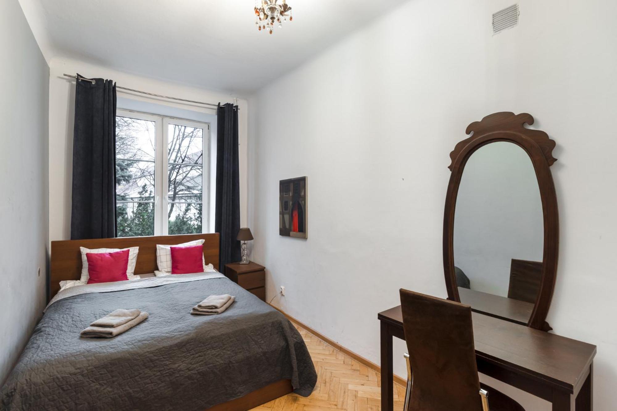 Close-ga - Old Town - Comfortable 4 Bedrooms - Freta *