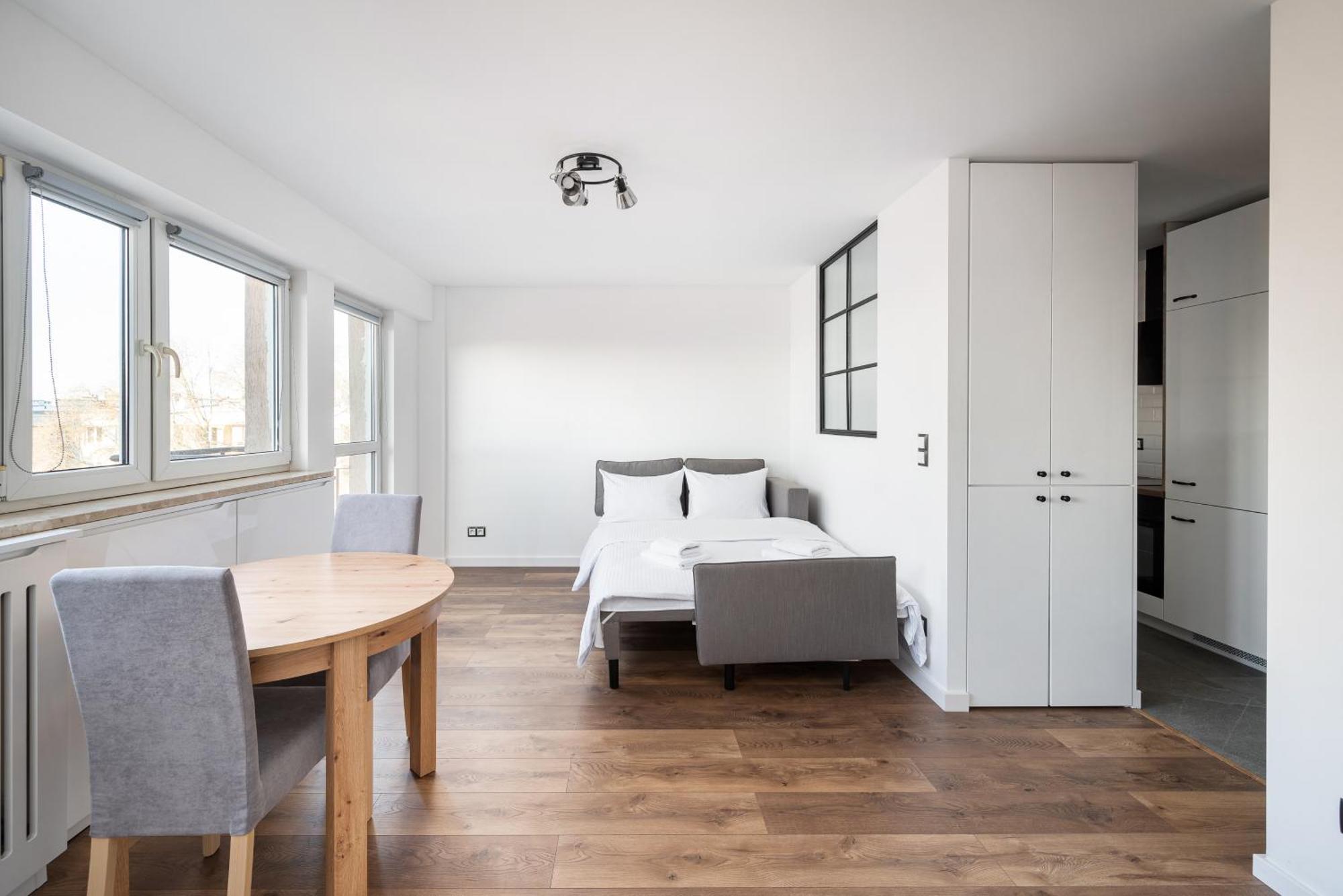 Metro Raclawicka Chic Apartment Warsaw