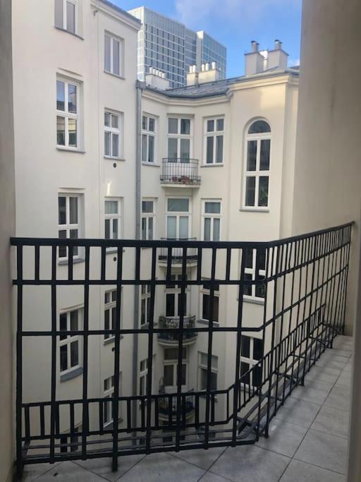 Pop Nowogrodzka Apartament Warszawa
