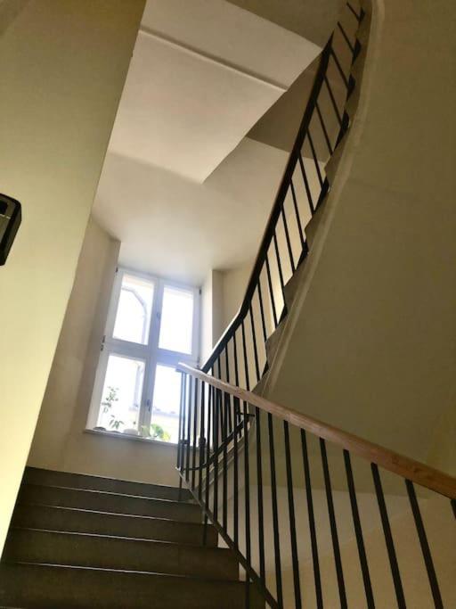 Pop Nowogrodzka Apartament *