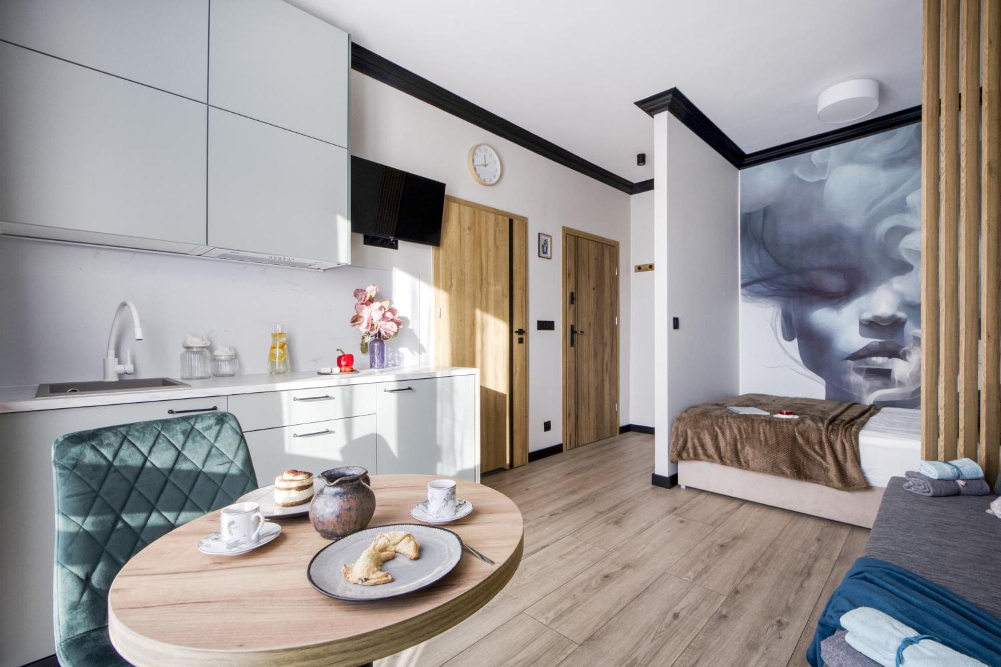 Superapart Komitetu Obrony Robotnikow 42a Warsaw