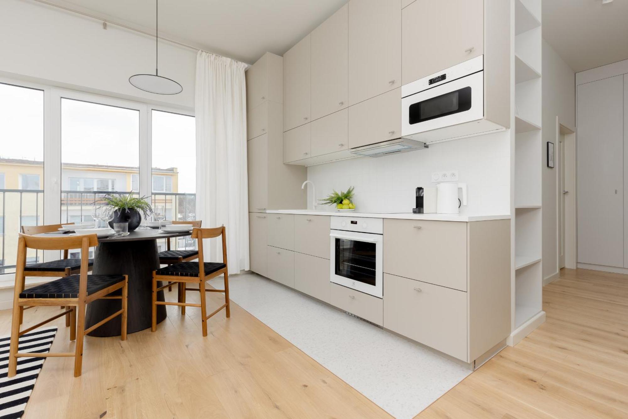 Apartment Bright 2-bedroom By Renters