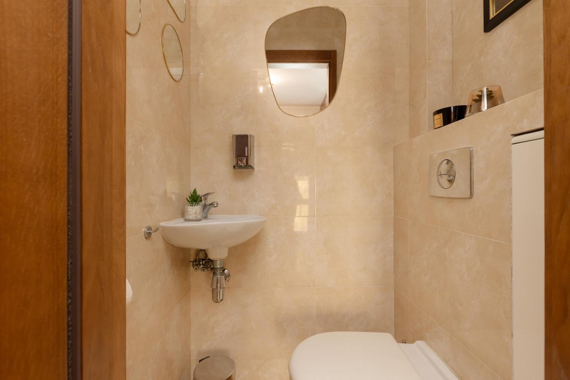 Unique Bright In By Renters Apartamento