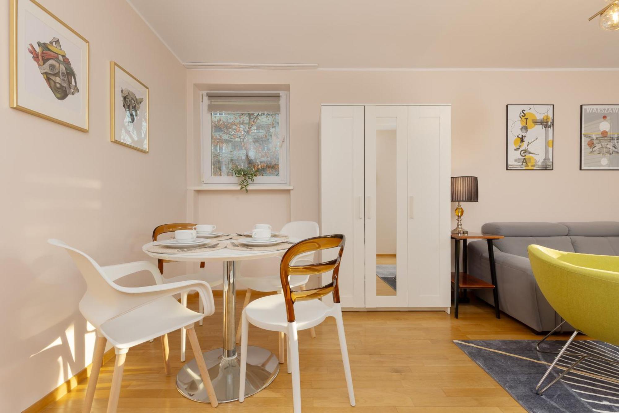 Apartamento Unique Bright In By Renters Varsóvia