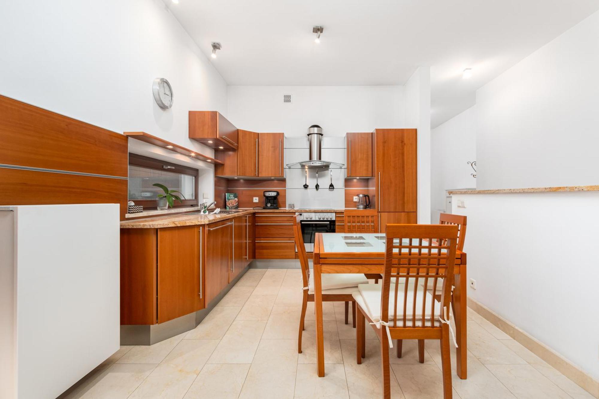 Tagore 3 By Homeprime Apartment