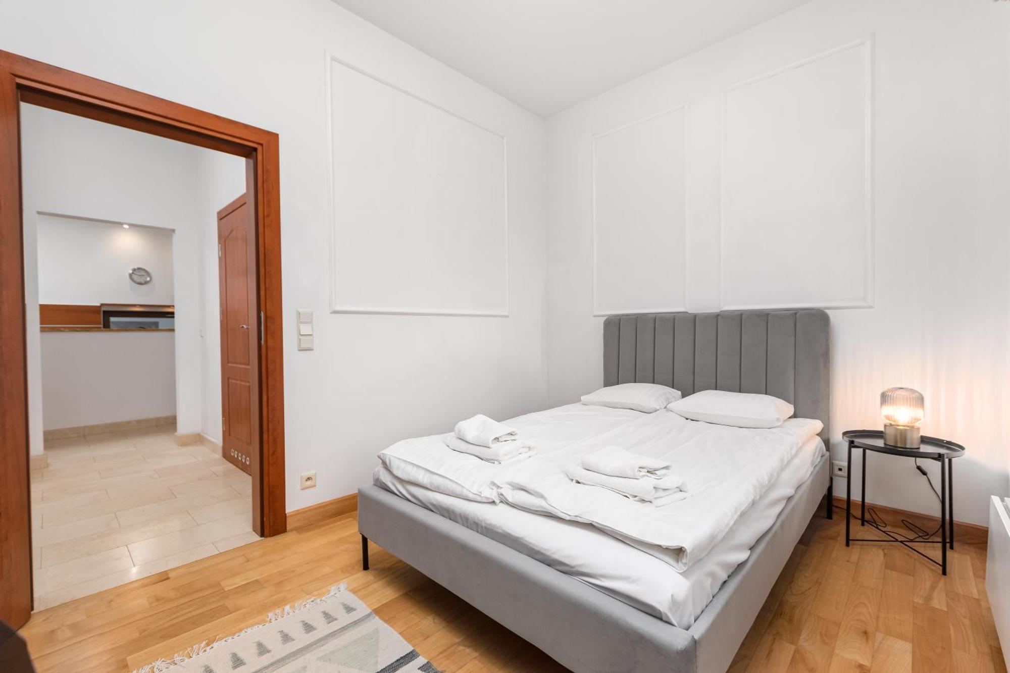 Apartment Tagore 3 By Homeprime Warschau