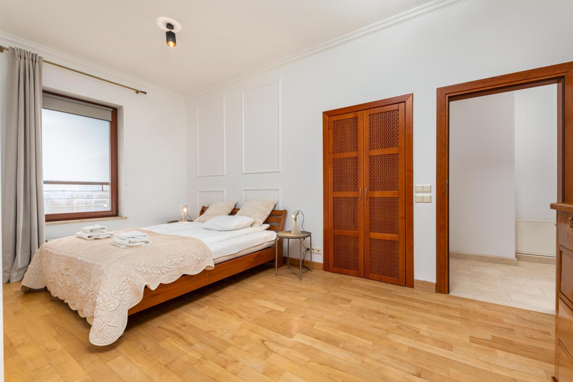 Tagore 3 By Homeprime * Warschau