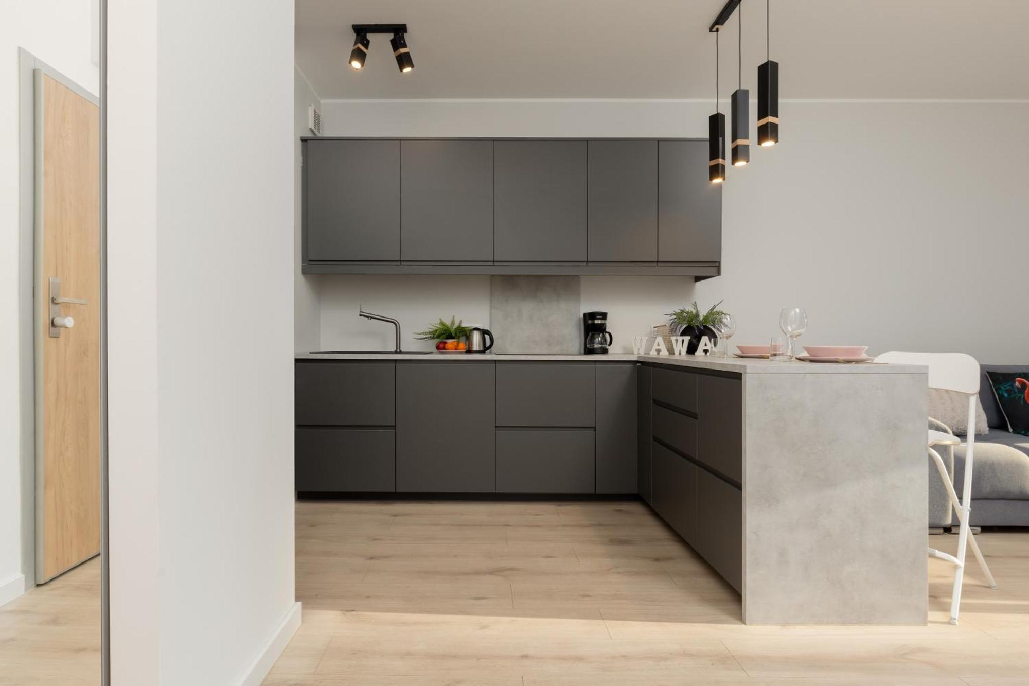Beautiful Apartament Bobrowiecka With Balcony By Renters Warsaw