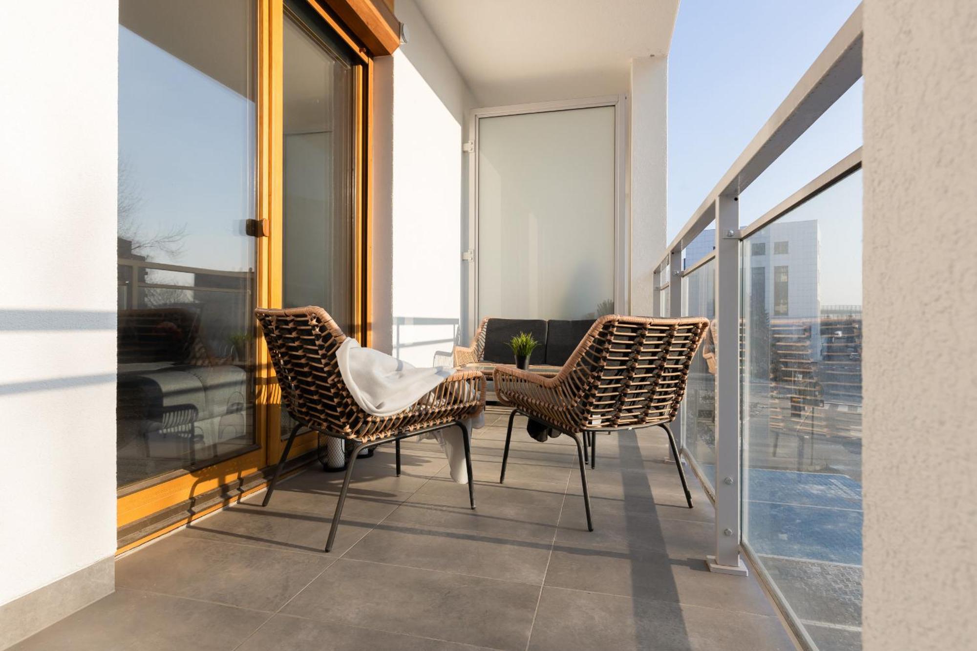 Beautiful Apartament Bobrowiecka With Balcony By Renters Căn hộ