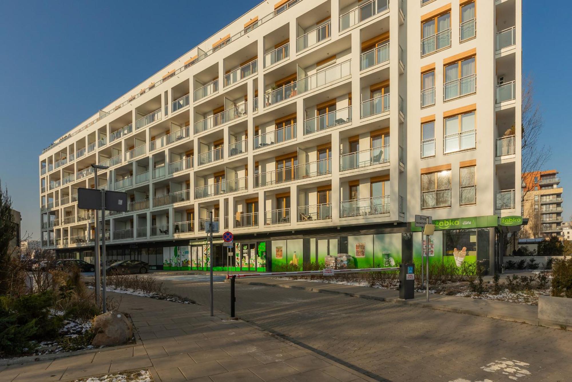 Beautiful Apartament Bobrowiecka With Balcony By Renters