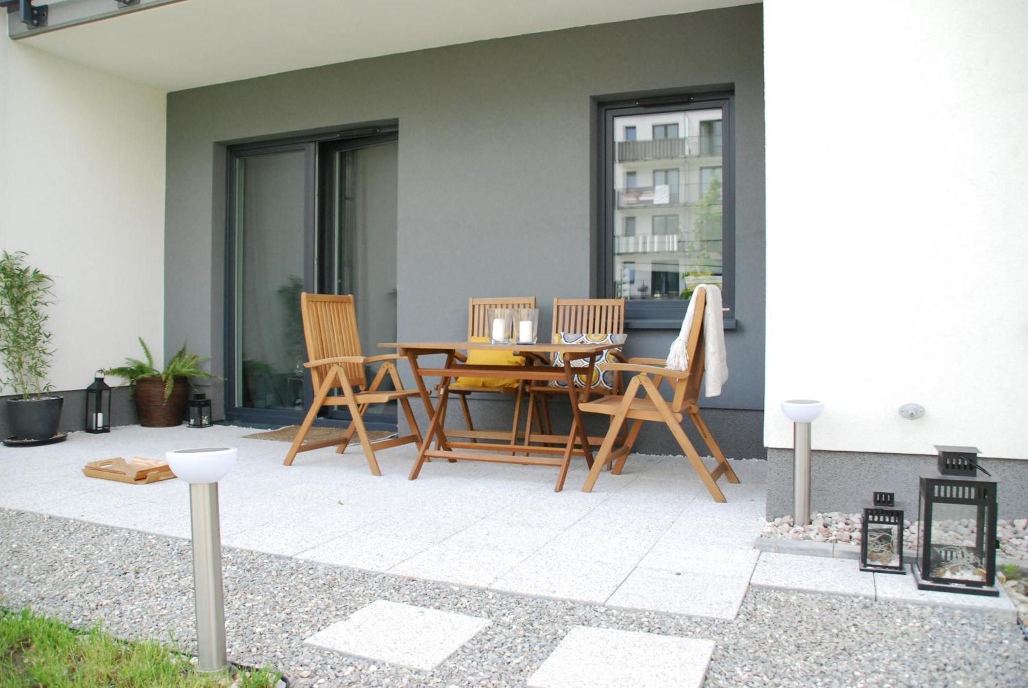 Relax&comfort New Waw 50 Sqm With Terrace, Garden, Free Parking And Ac Warschau