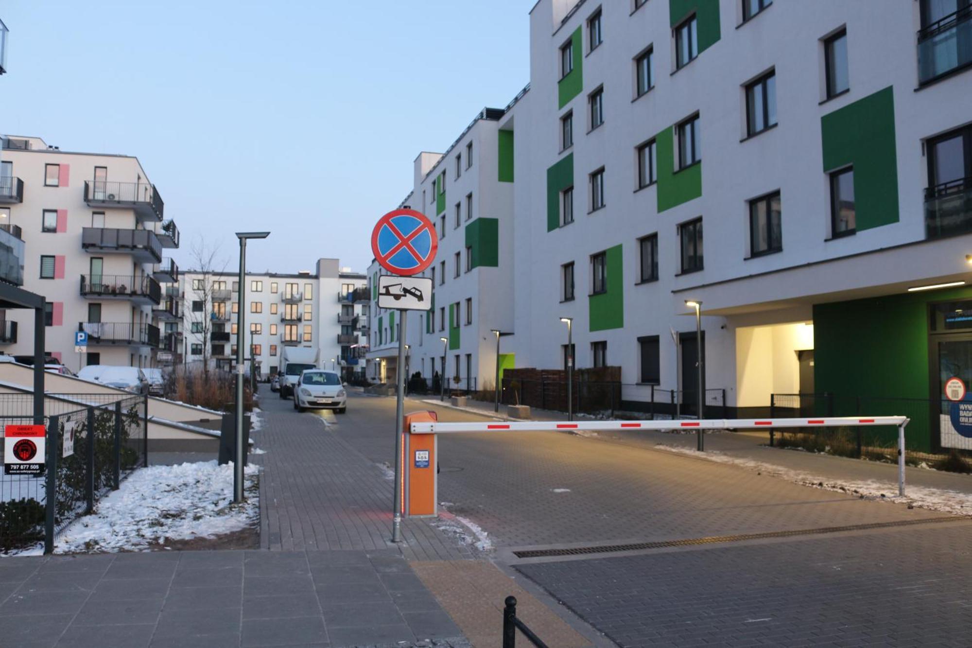 Apartment Relax&comfort New Waw 50 Sqm With Terrace, Garden, Free Parking And Ac Warschau