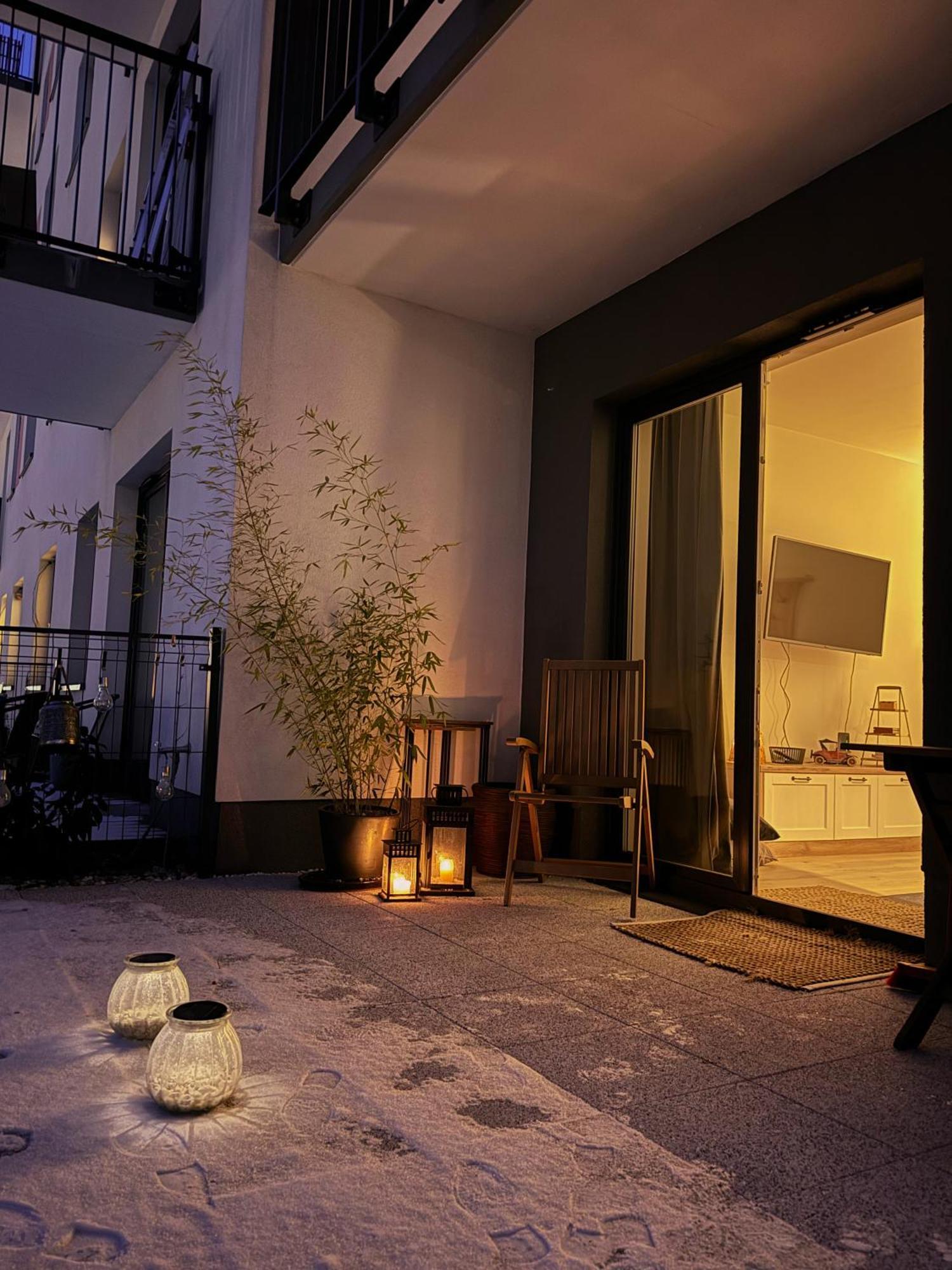 Relax&comfort New Waw 50 Sqm With Terrace, Garden, Free Parking And Ac Apartment *