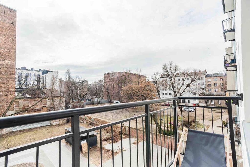 Apartment Cozy Flat Near Metro Szwedzka Warschau