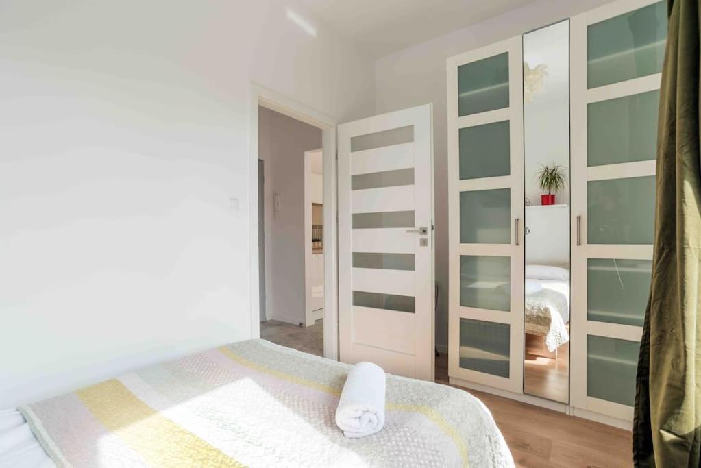 Apartment Cozy Flat Near Metro Szwedzka Warschau