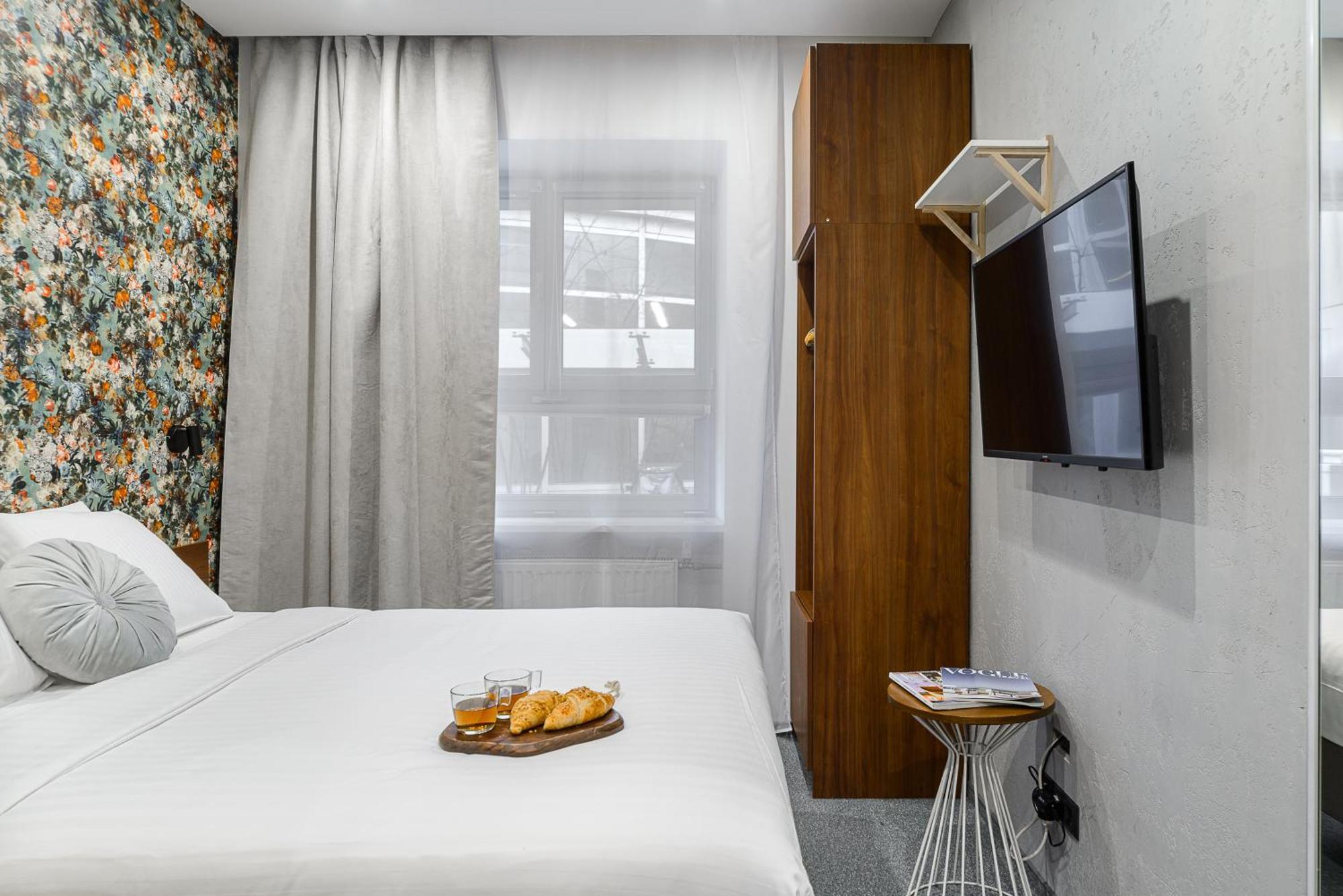 Lumina Modern Rondo Onz Apartment Warsaw