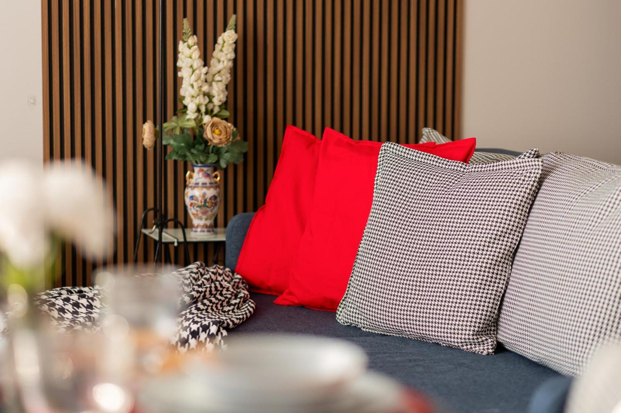 Stylish With Balcony Zoliborz By Renters Apartment