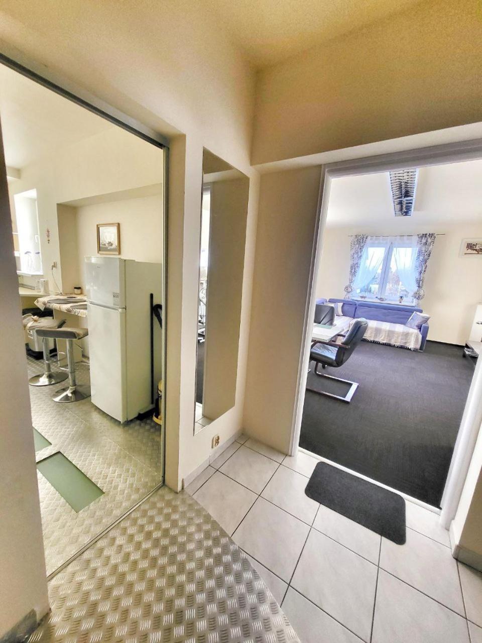 Przy Alejach Jerozolimskich Apartment