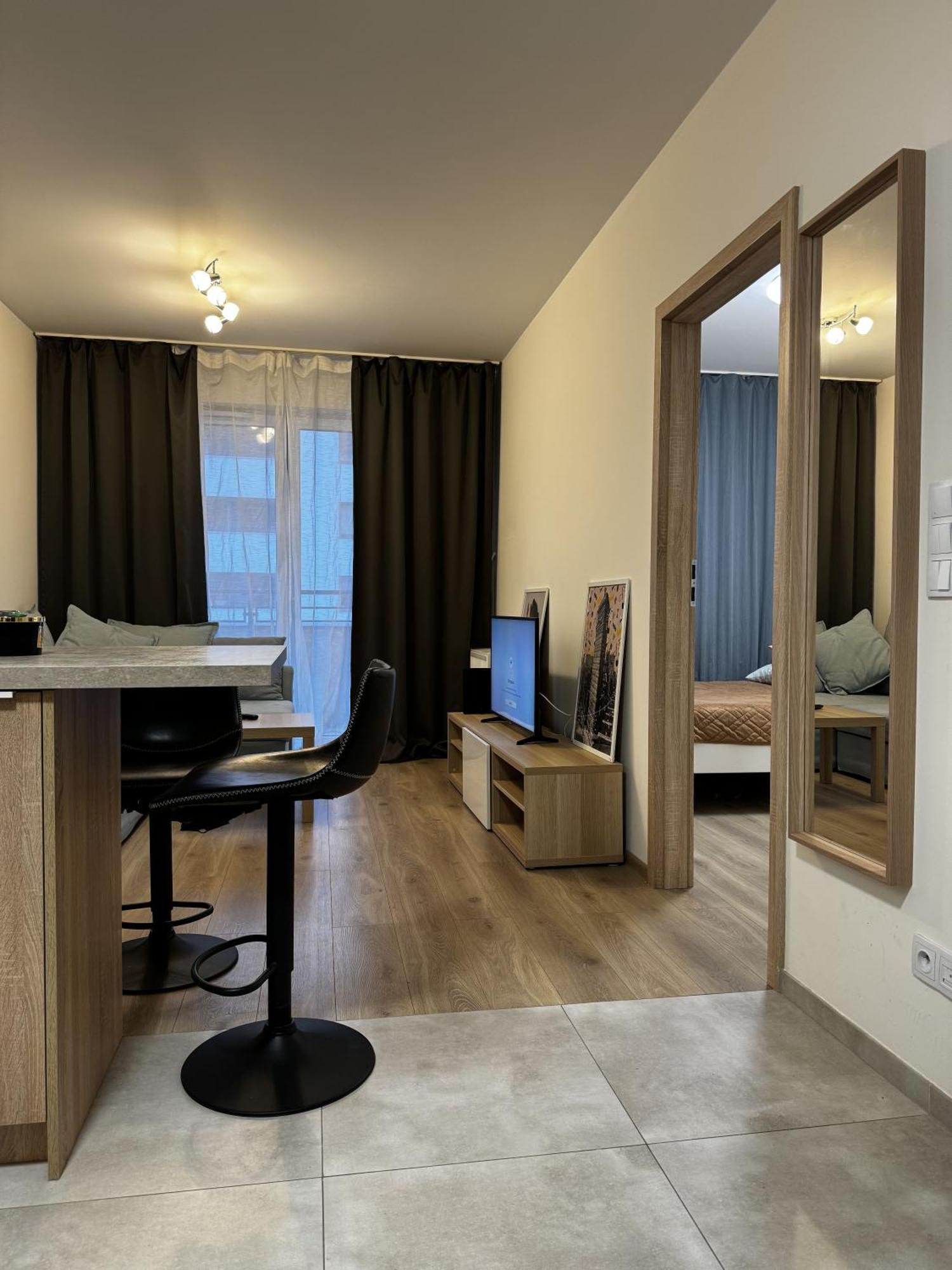 Home&home Praga-poludne Apartament *