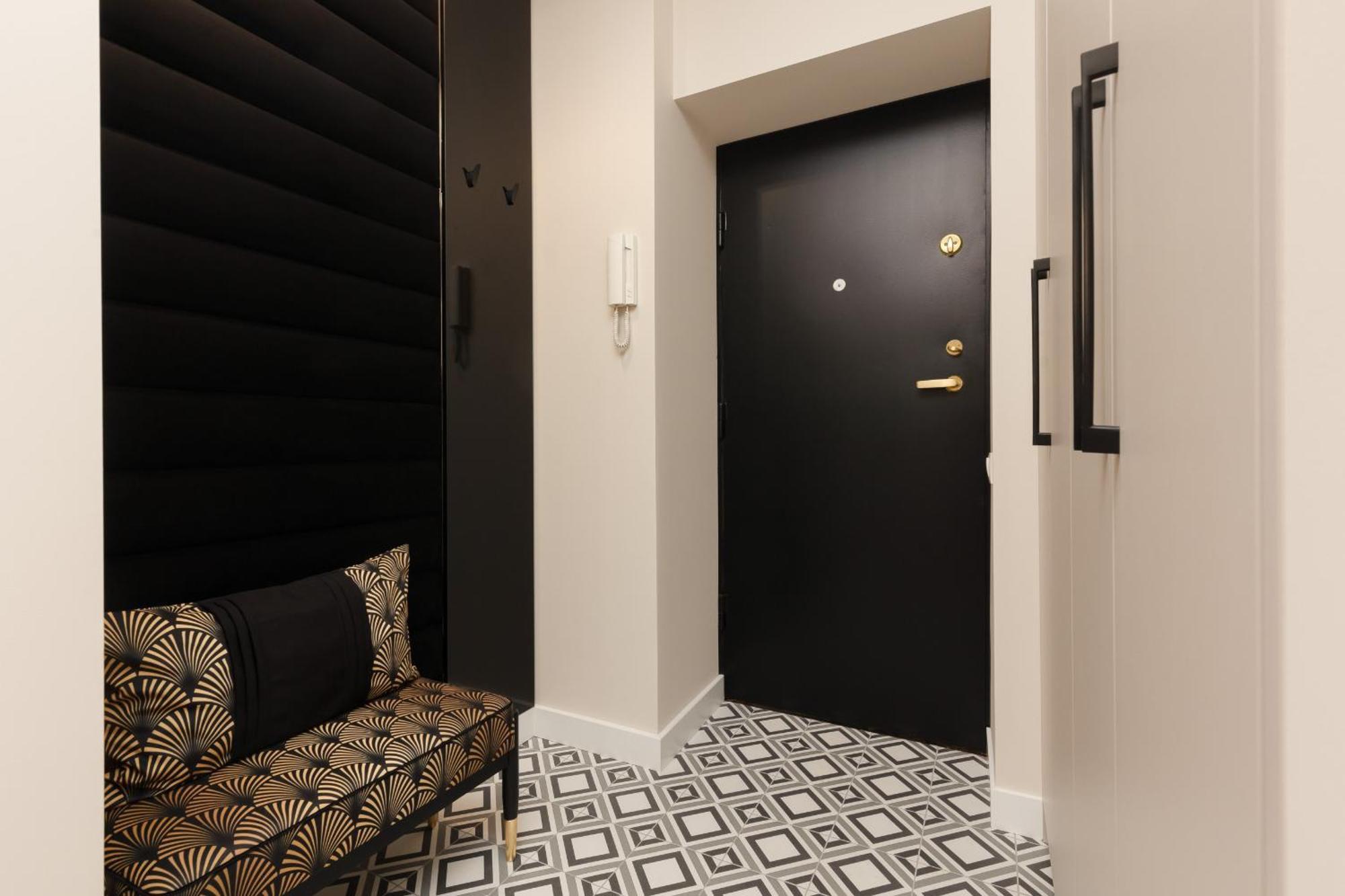 Lux Blue Moon Center Foksal By Renters Prestige Warsaw