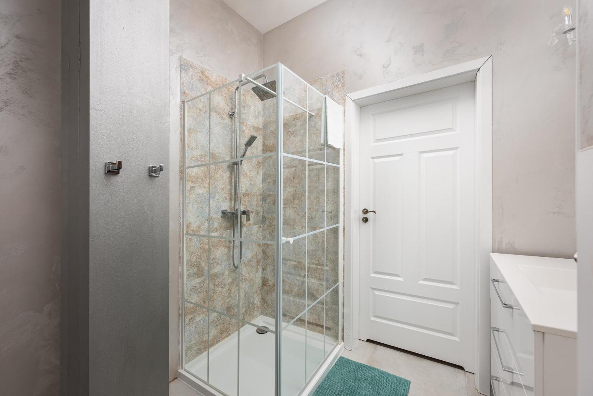 Metro Politechnika Comfy Studio Apartment Warsaw