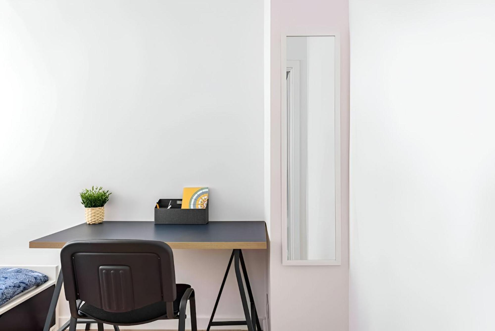 Leisure Central Zlota Lovely 2 Bedroom Warsaw