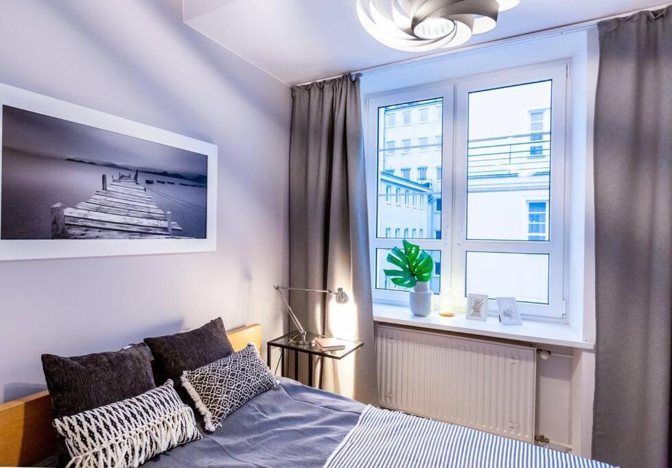 Elegant And Cozy In The Amazing Part Of Downtown Apartment *