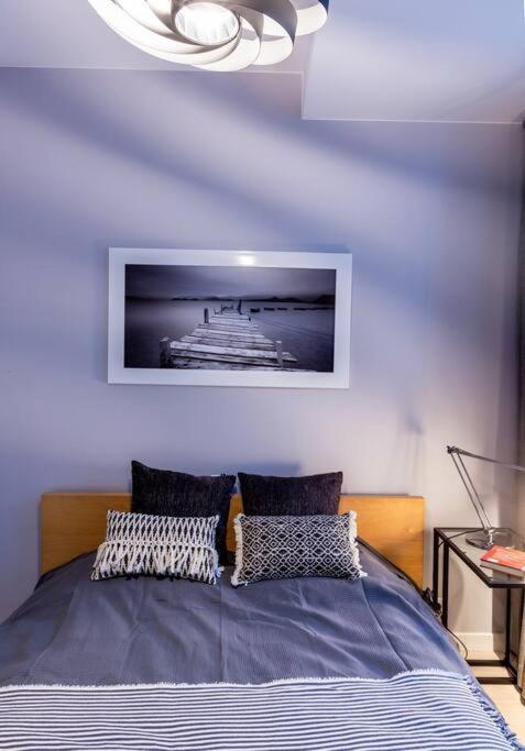 Elegant And Cozy In The Amazing Part Of Downtown