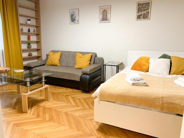 Fancy Life Apartment *