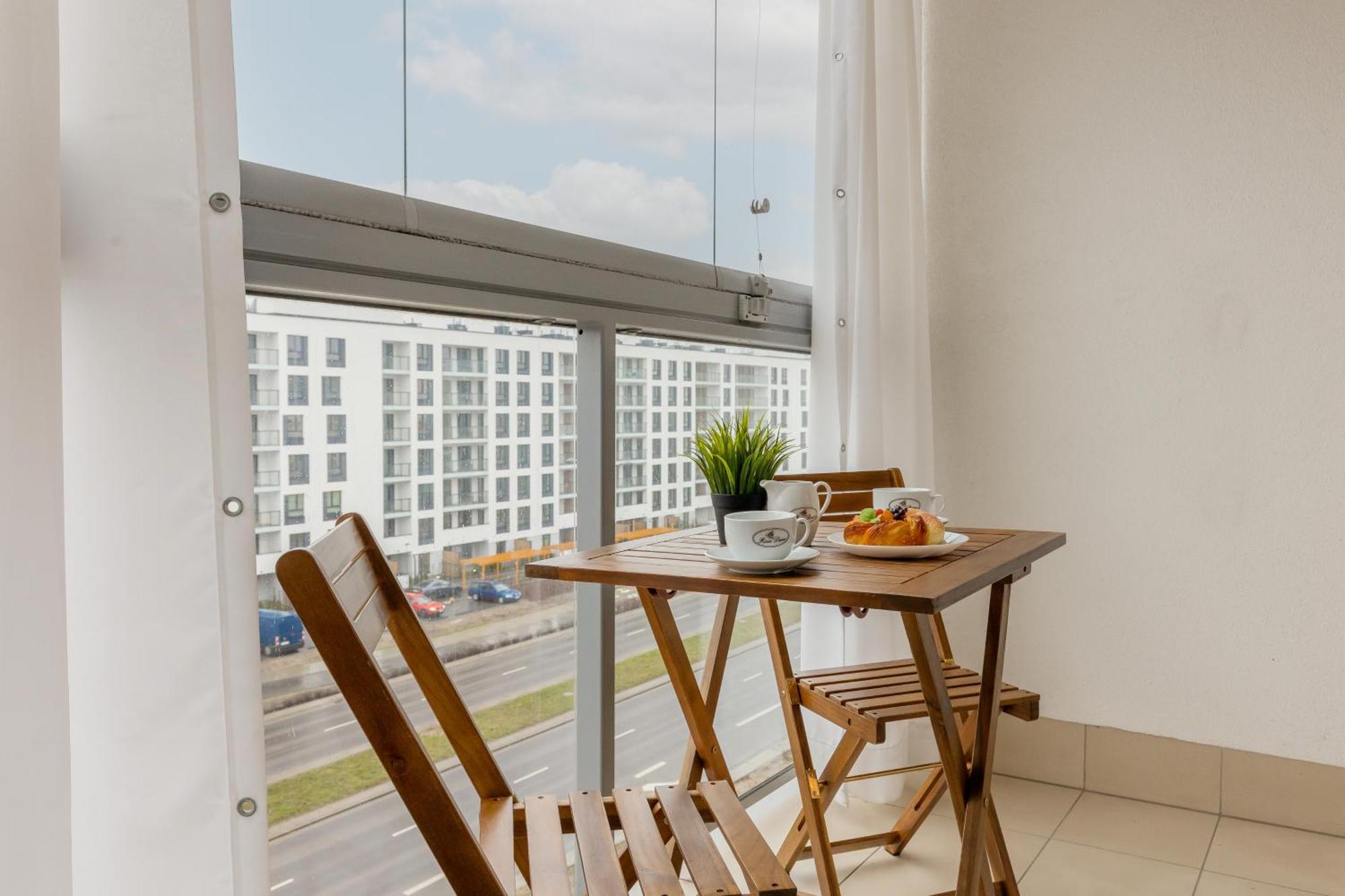 Lazurowa Street Parking & Balcony By Renters Apartamento