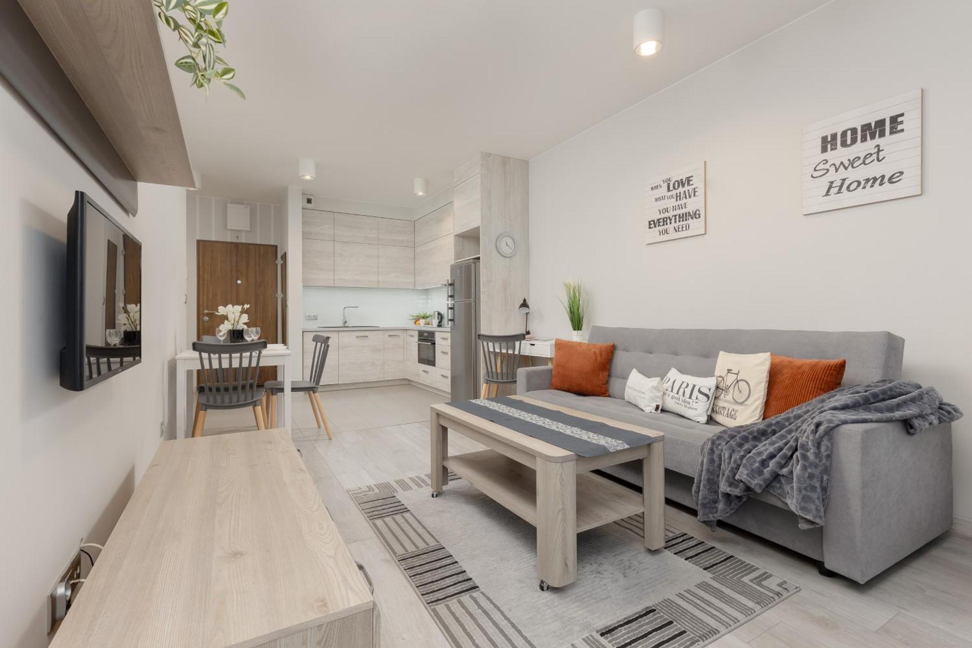 Lazurowa Street Parking & Balcony By Renters Apartamento