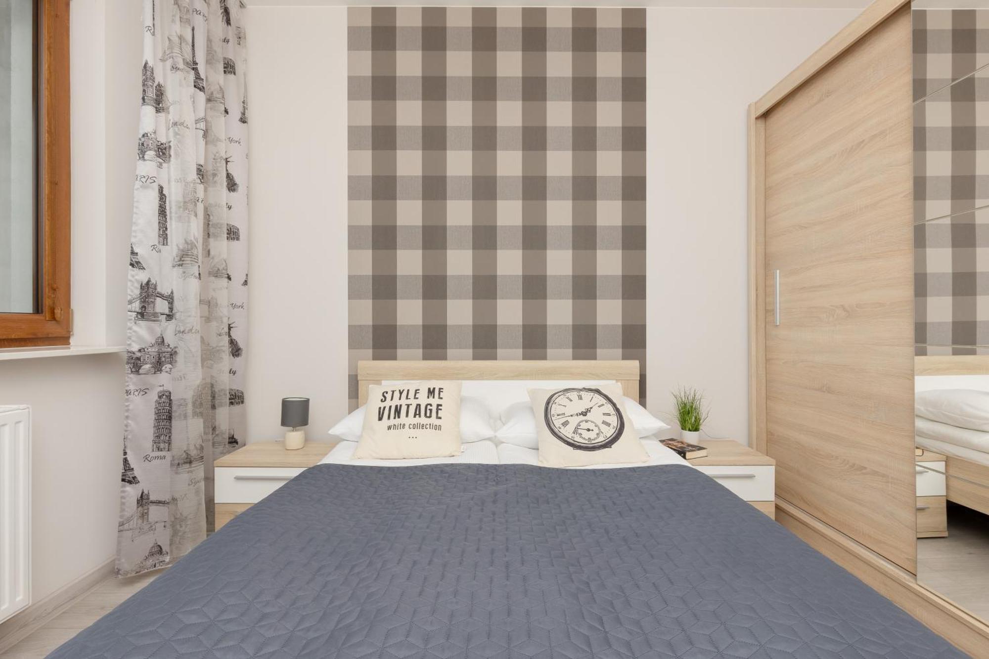 Apartamento Lazurowa Street Parking & Balcony By Renters Varsóvia