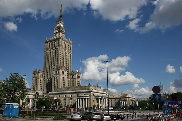 Falcon Center 4 Metro Swietokrzyska Apartment Warsaw