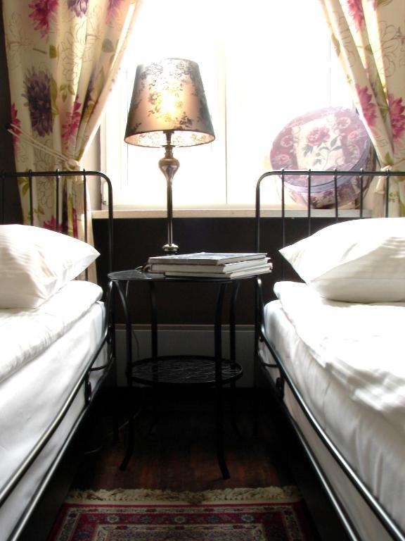 Chmielna Guest house 4*