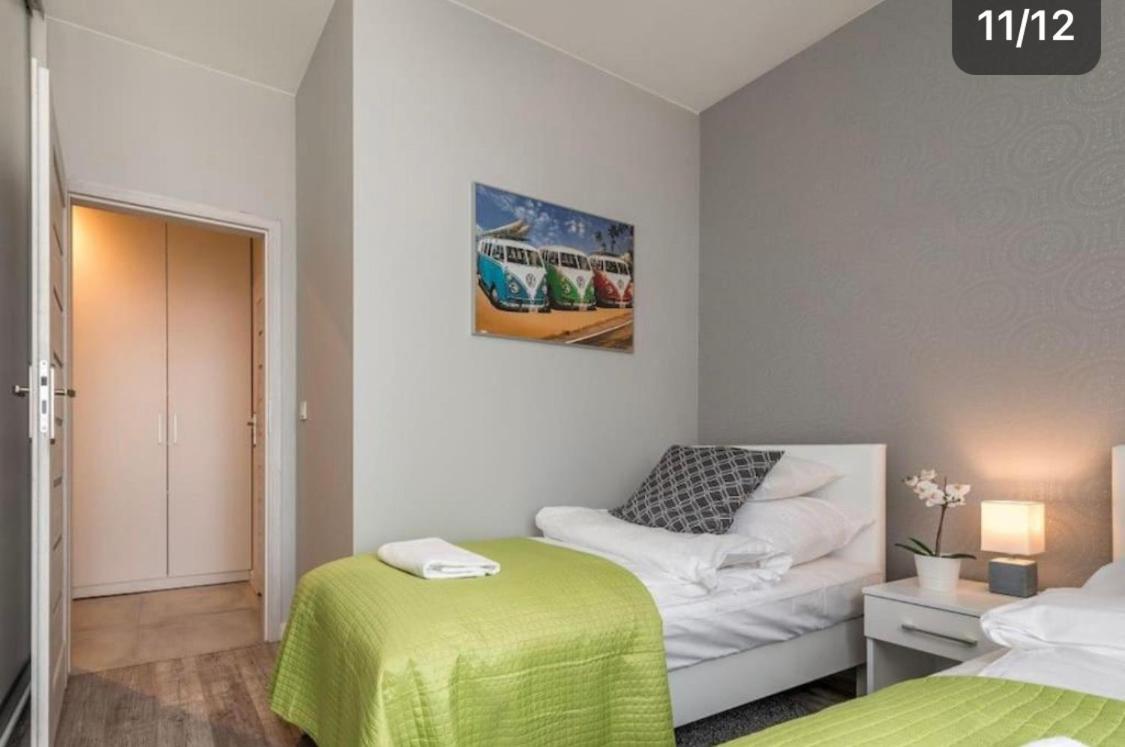 Apartament Cybernetyki Business Centre, Chopin Airport, Parking *
