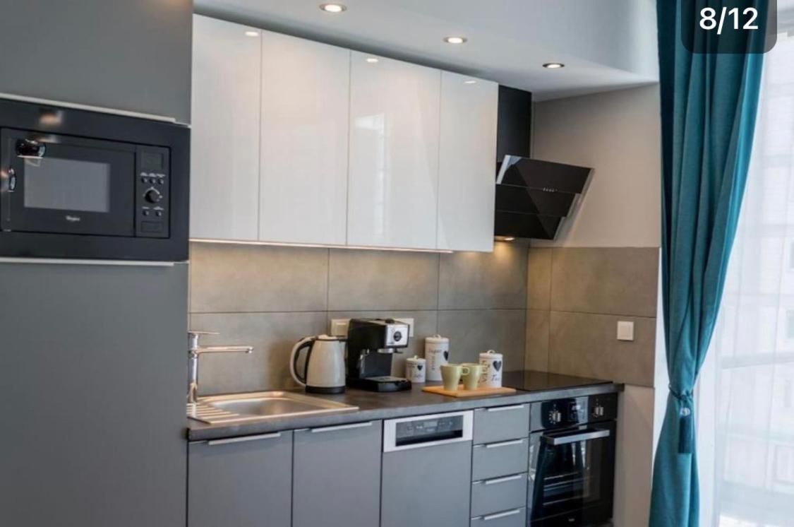 Apartament Cybernetyki Business Centre, Chopin Airport, Parking *