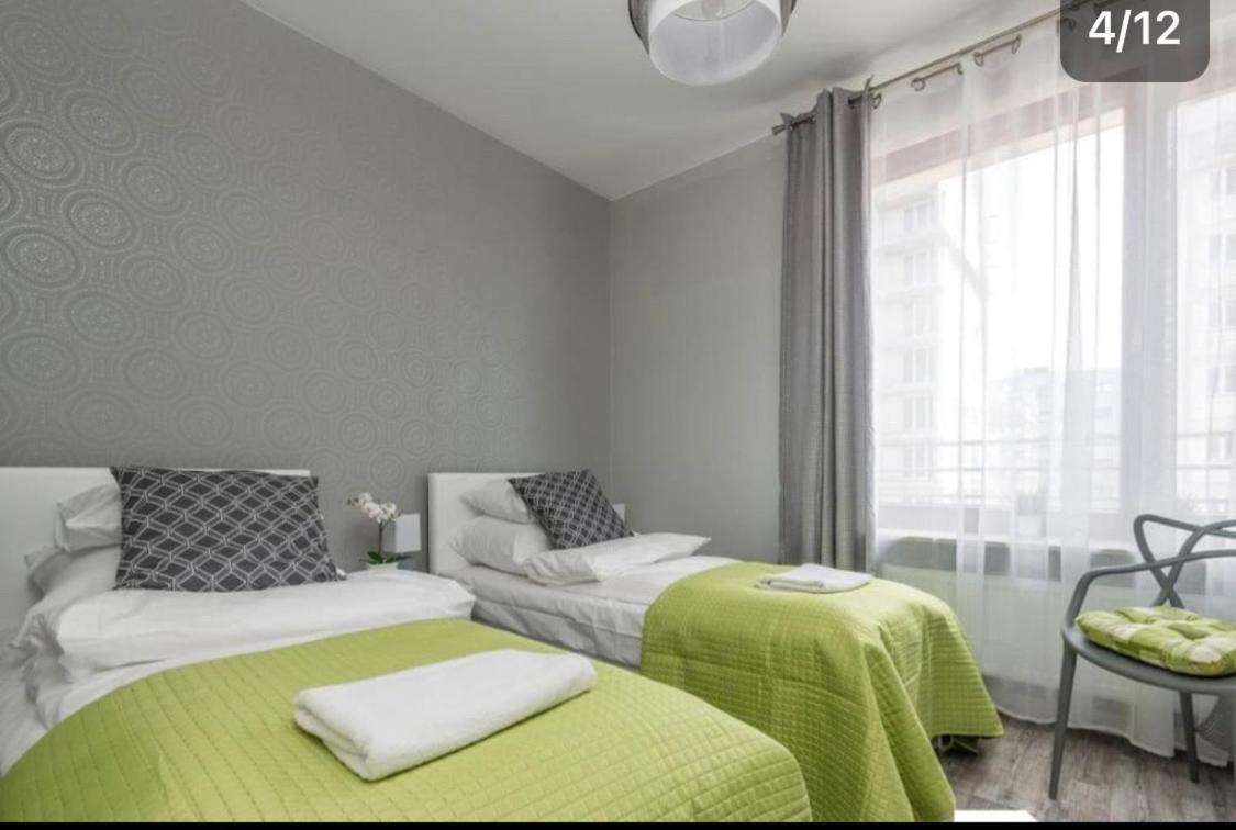 Apartament Cybernetyki Business Centre, Chopin Airport, Parking Warszawa