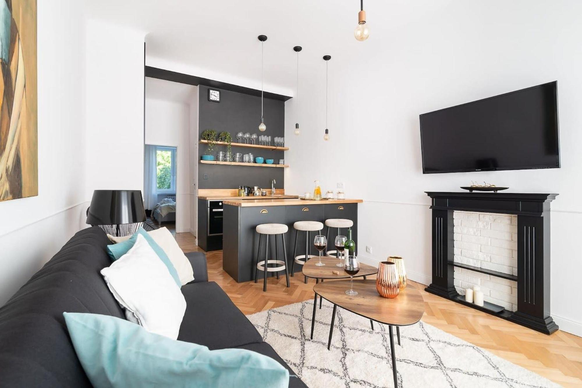 Marszalkowska Elegant With A Balcony Center By Rent Like Apartment Warsaw