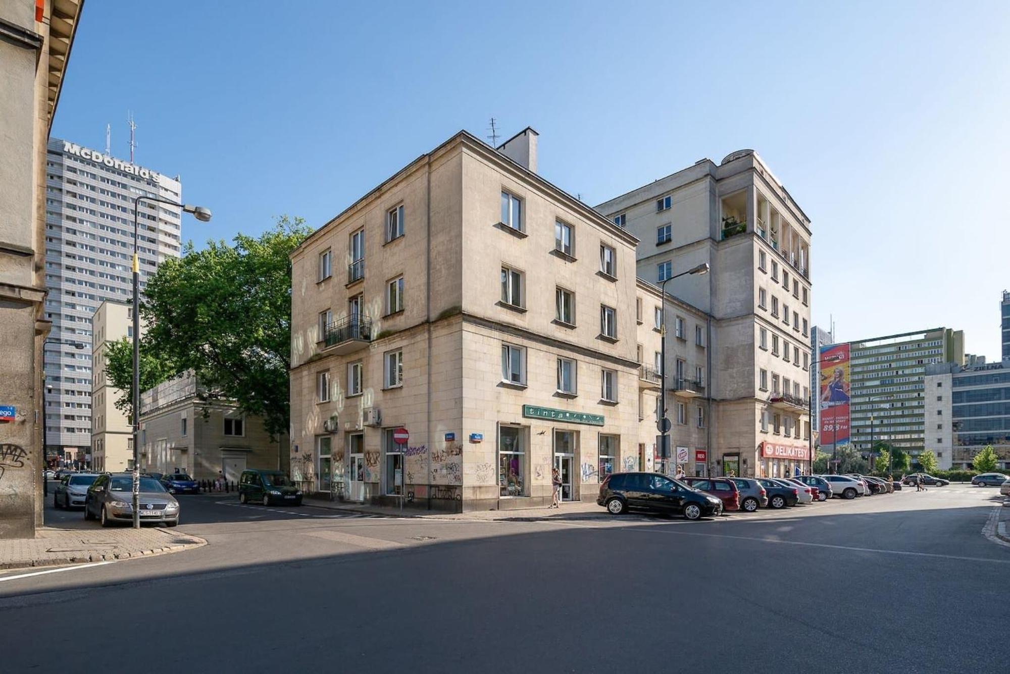 Marszalkowska Elegant With A Balcony Center By Rent Like