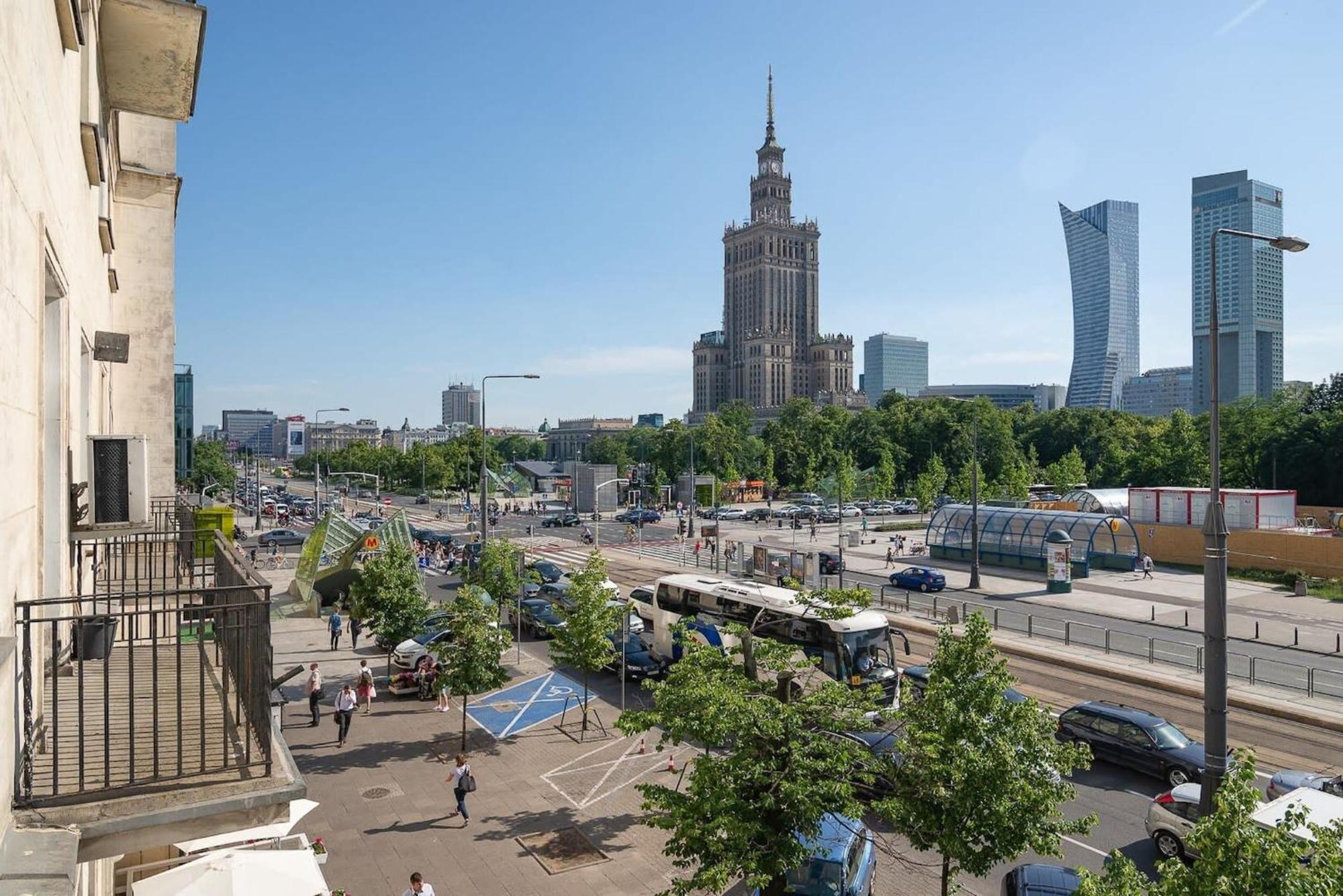 Marszalkowska Elegant With A Balcony Center By Rent Like Apartment