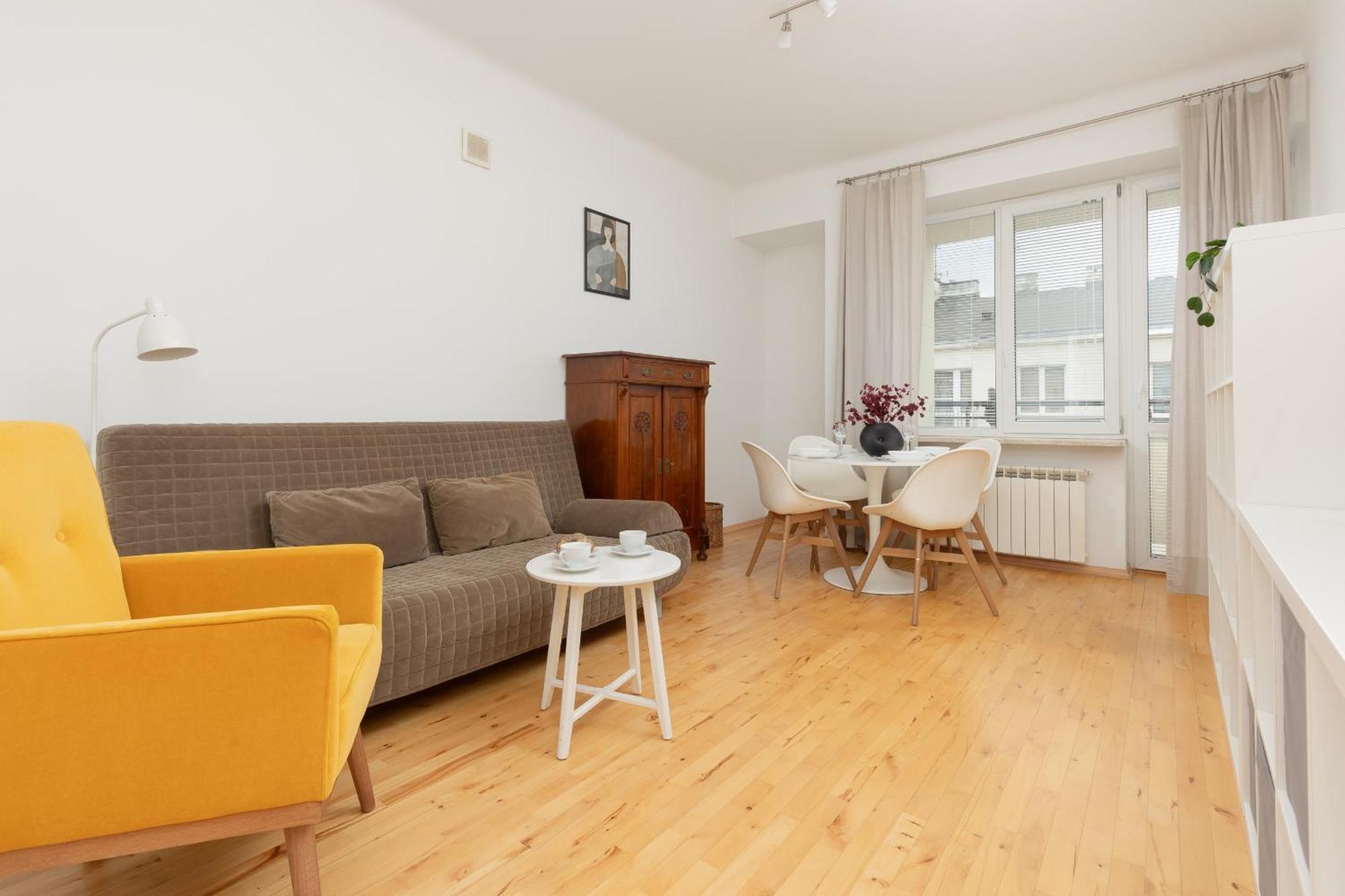 Apartament One-bedroom Capital By Renters Warszawa