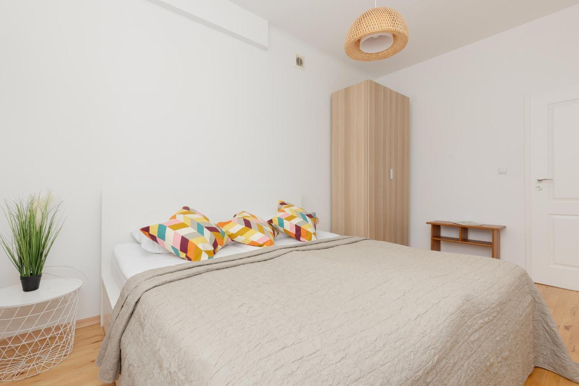 One-bedroom Capital By Renters Warszawa